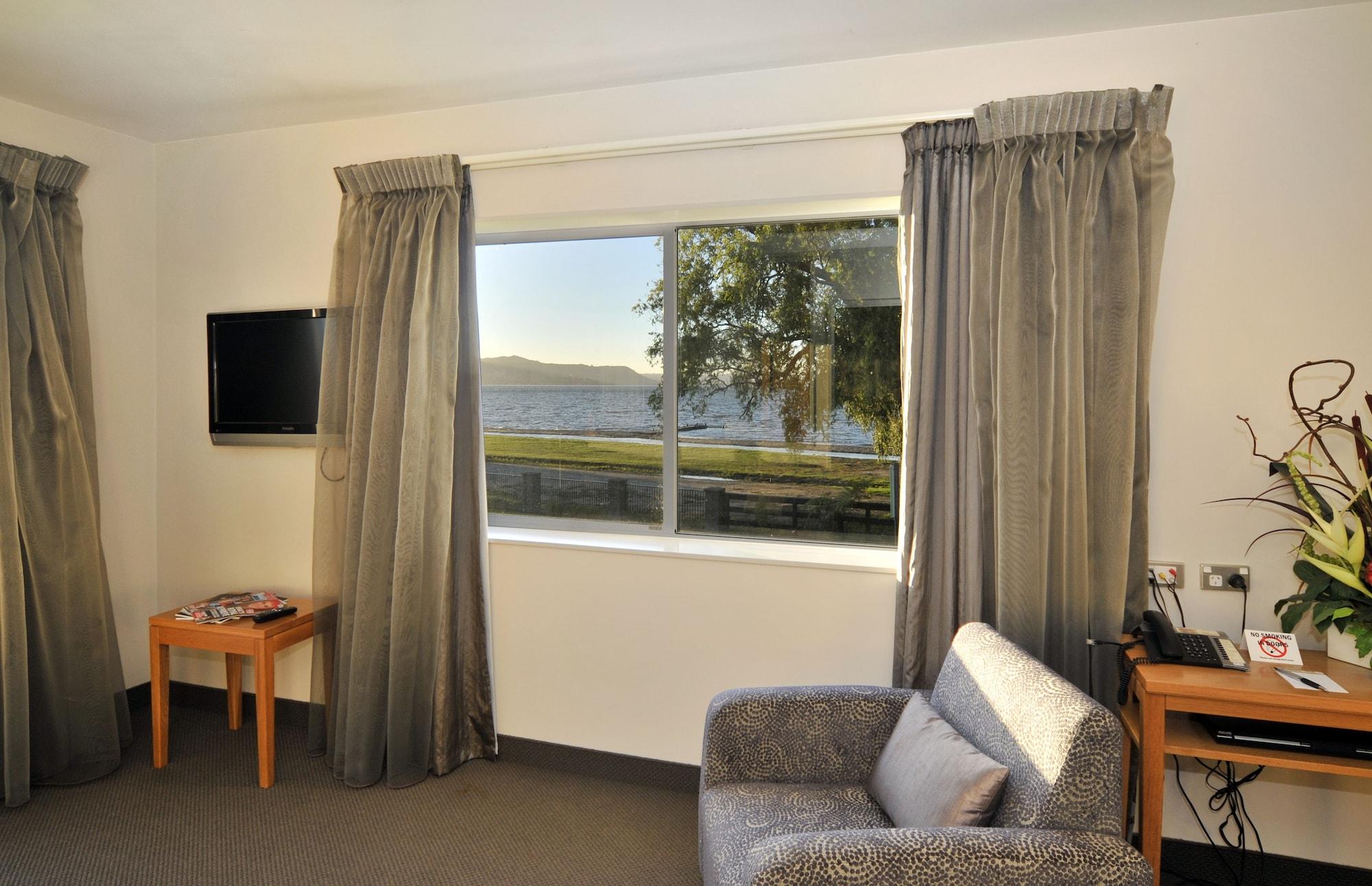 Wai Ora Lakeside Spa Resort Rotorua Exterior photo